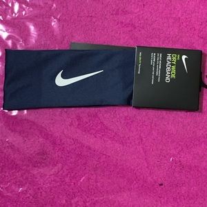 Nike headband